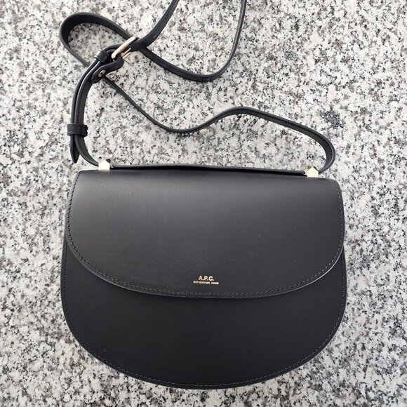 NWOT A.P.C. Genève Calfskin Bag🖤✨(#252) - Picture 2 of 12